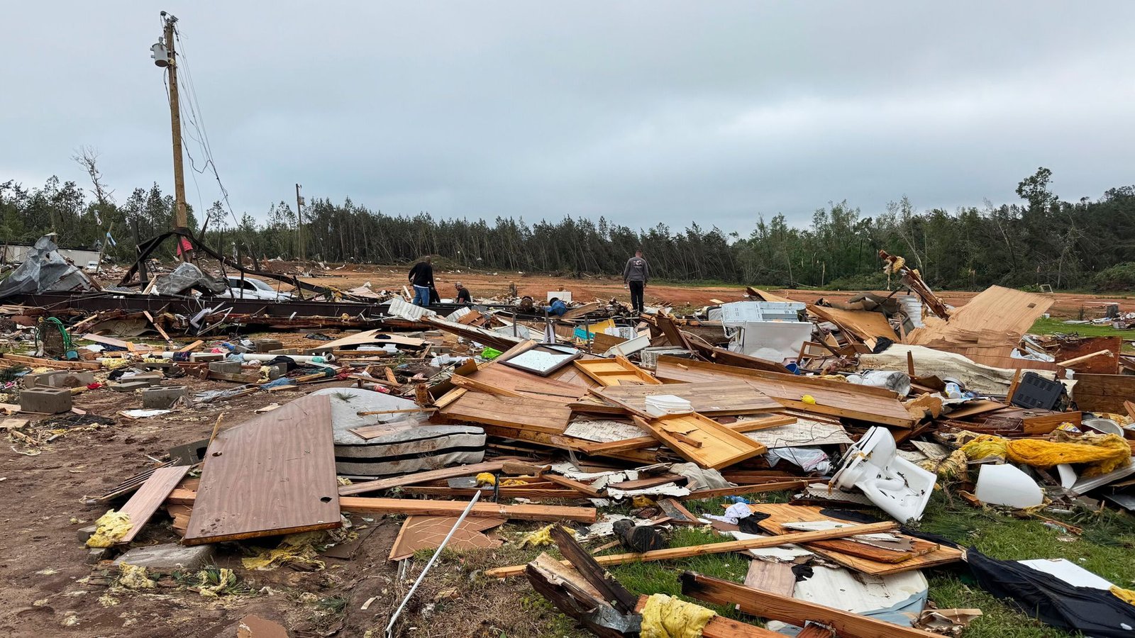Hundreds of homes damaged by storms as ‘multiple tornadoes’ hit Mississippi
